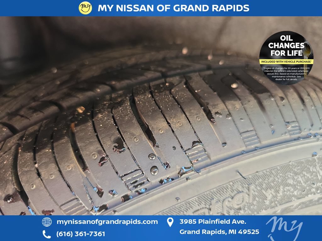 Used 2025 Nissan Sentra SV w/ All-Weather Package FWD image 35