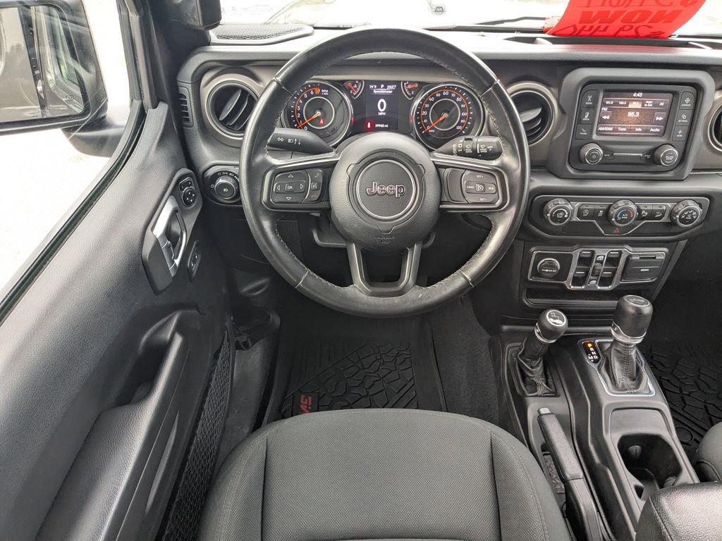 Used 2020 Jeep Wrangler Unlimited Sport image 16