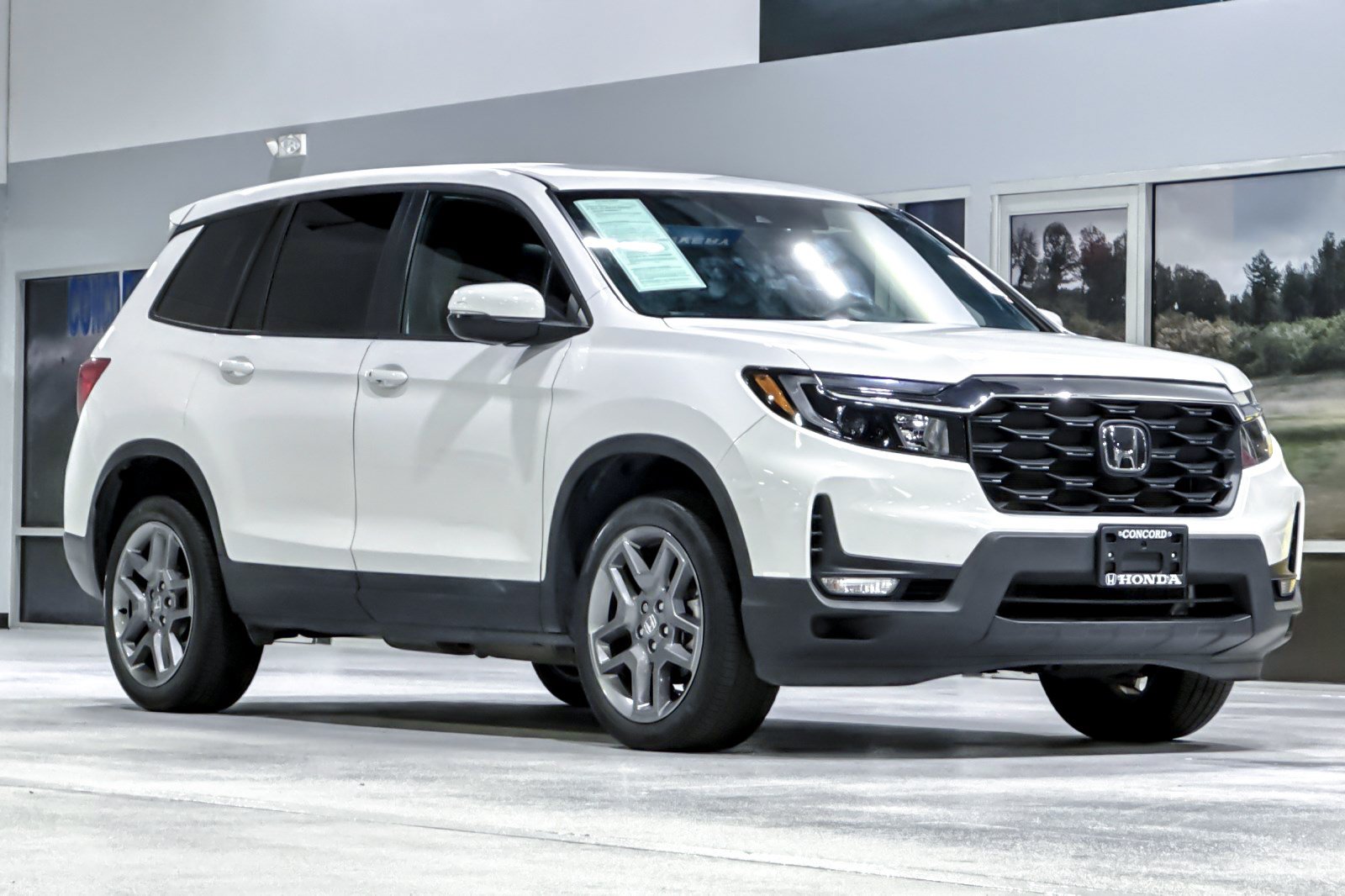 Used 2023 Honda Passport EX-L image 7