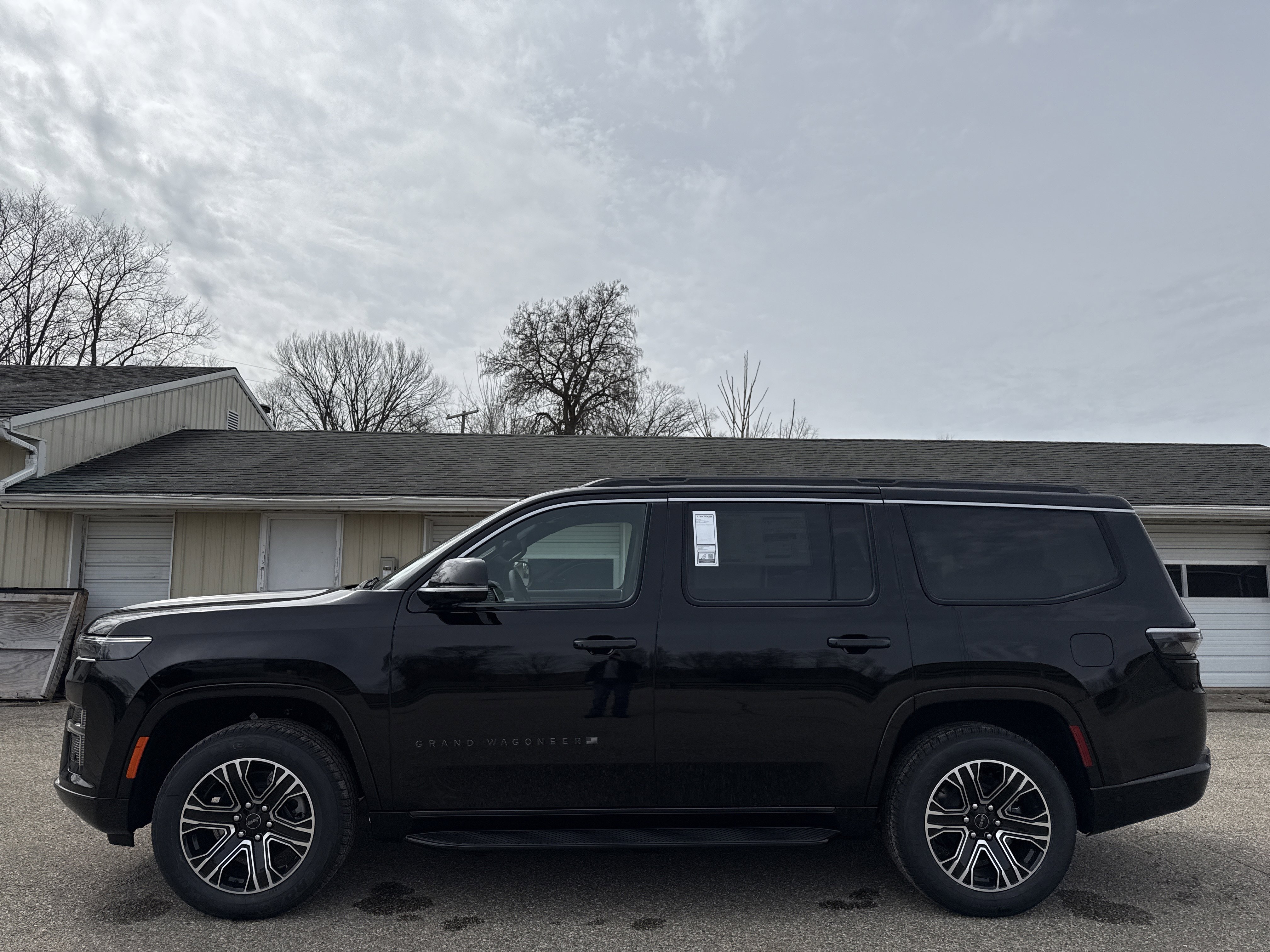 New 2026 Jeep Grand Wagoneer 4WD image 11