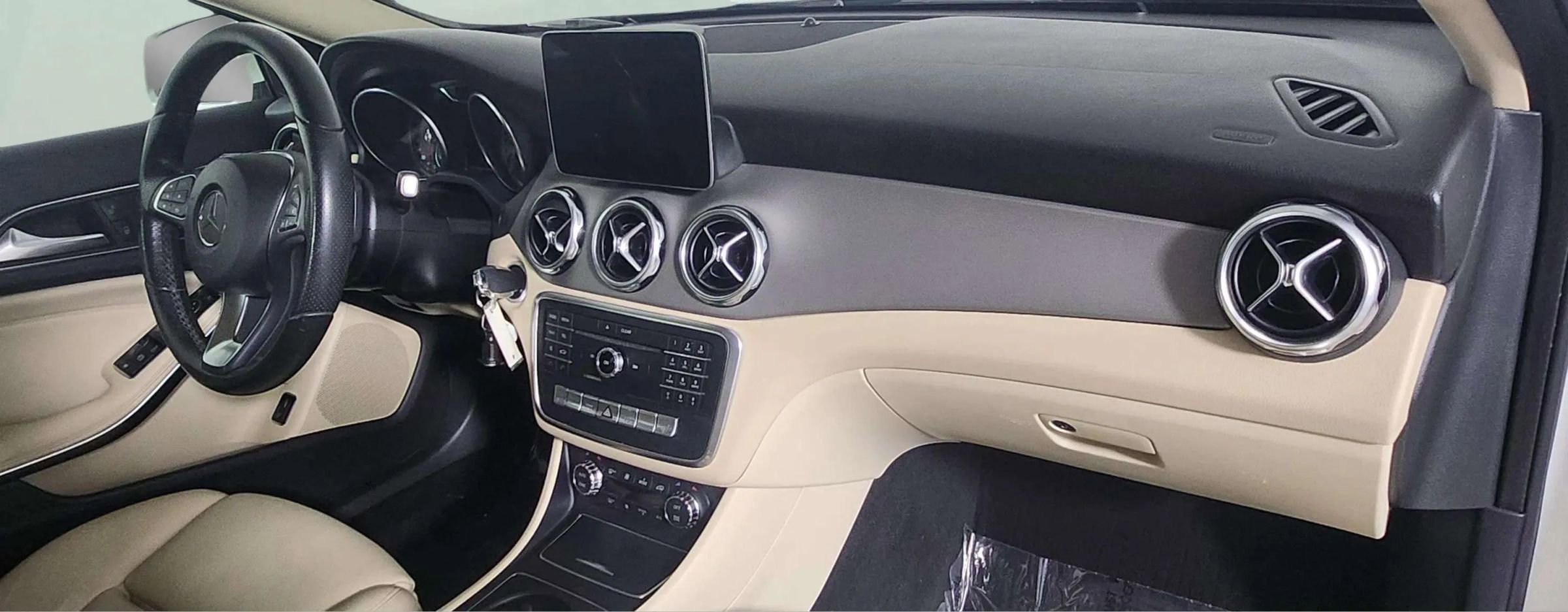 Used 2018 Mercedes-Benz GLA 250 image 22