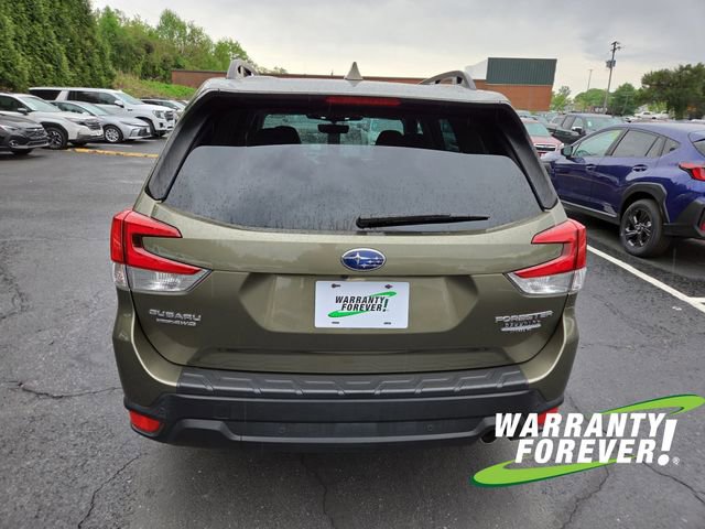 Used 2023 Subaru Forester Limited AWD/4WD image 6