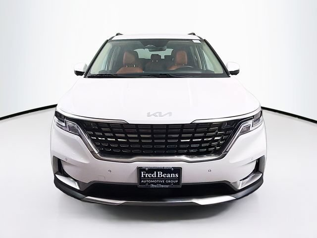 Used 2024 Kia Carnival SX FWD image 2
