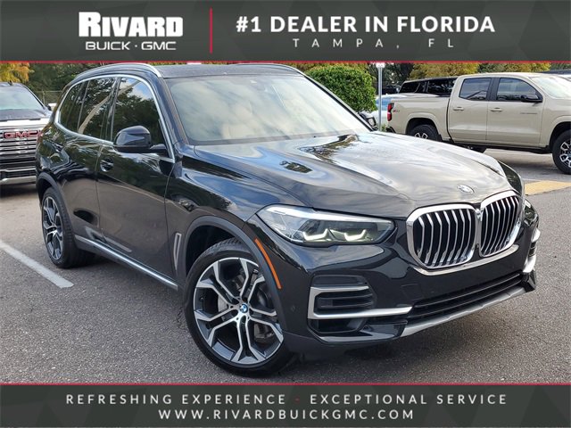 Used 2022 BMW X5 sDrive40i w/ Parking Assistance Package video 1