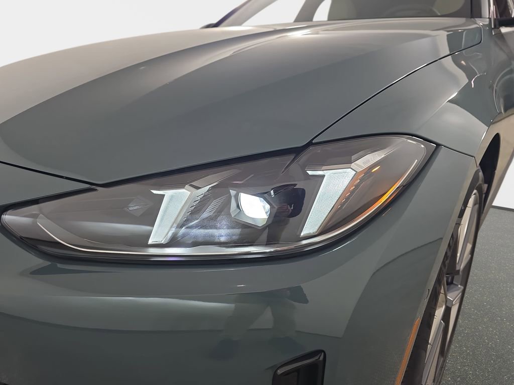 New 2026 BMW i4 xDrive40i w/ Premium Package image 33