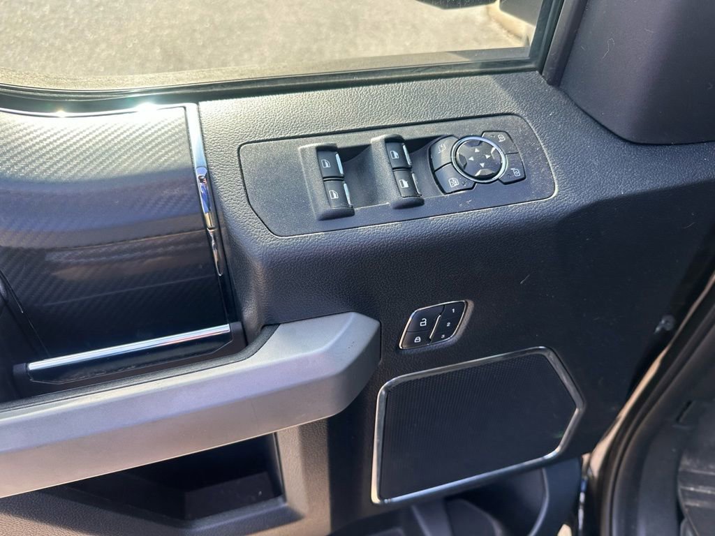 Used 2018 Ford F150 Lariat image 18