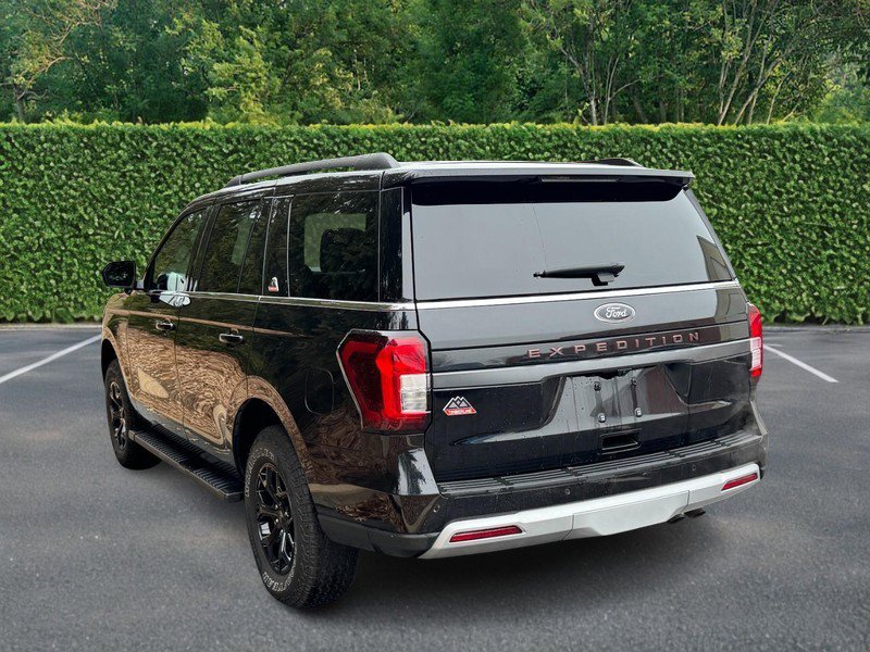 Used 2024 Ford Expedition Timberline image 4