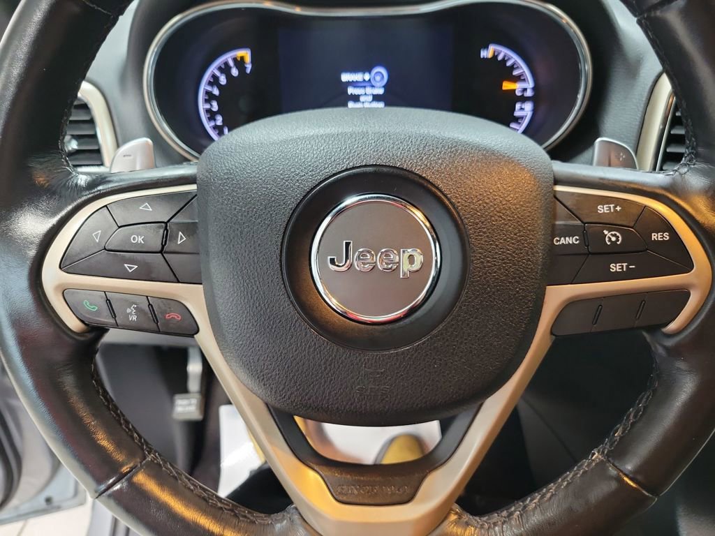 Used 2016 Jeep Grand Cherokee Laredo w/ Quick Order Package 23E image 38