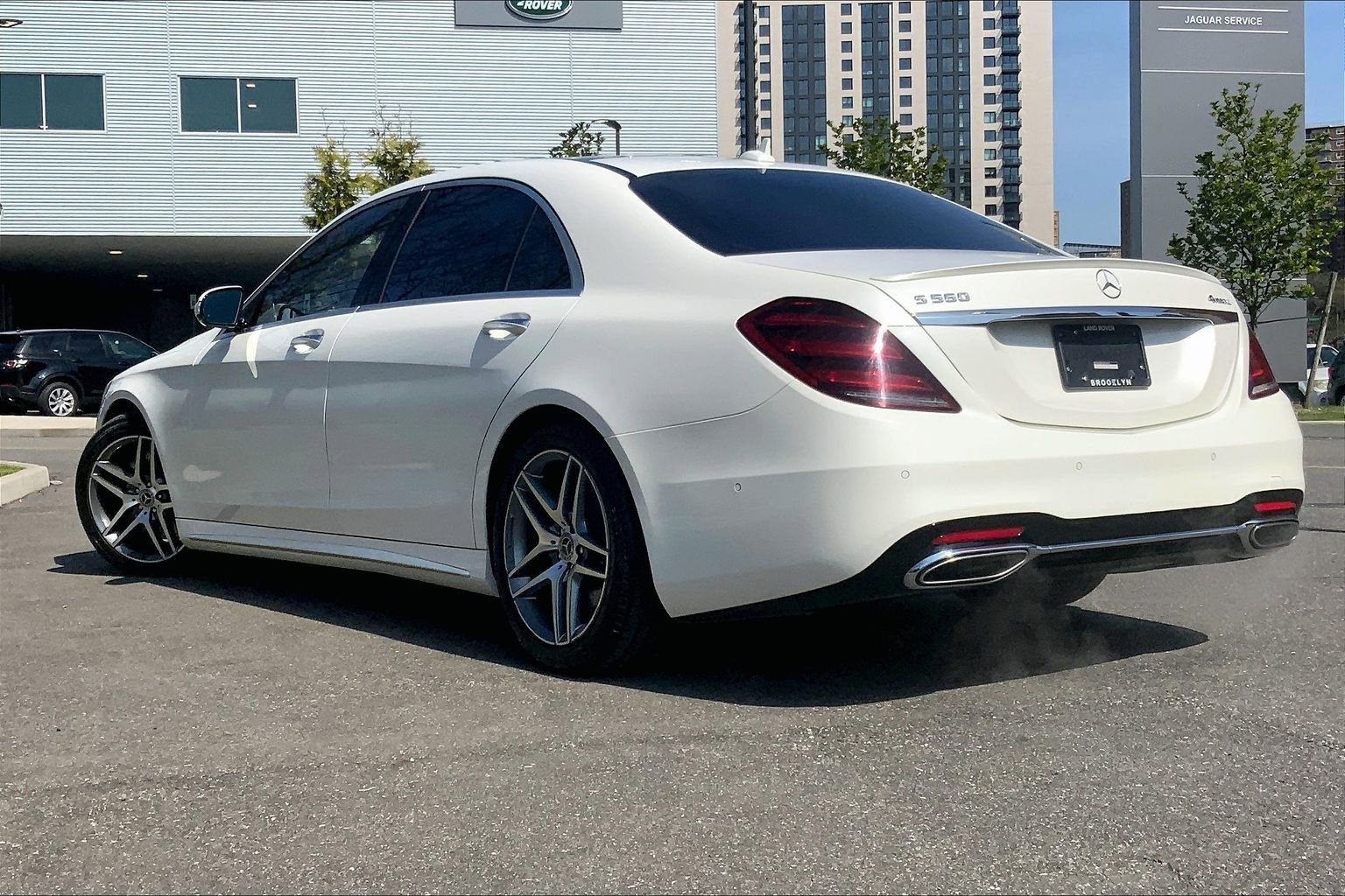 Used 2018 Mercedes-Benz S 560 4MATIC Sedan image 11