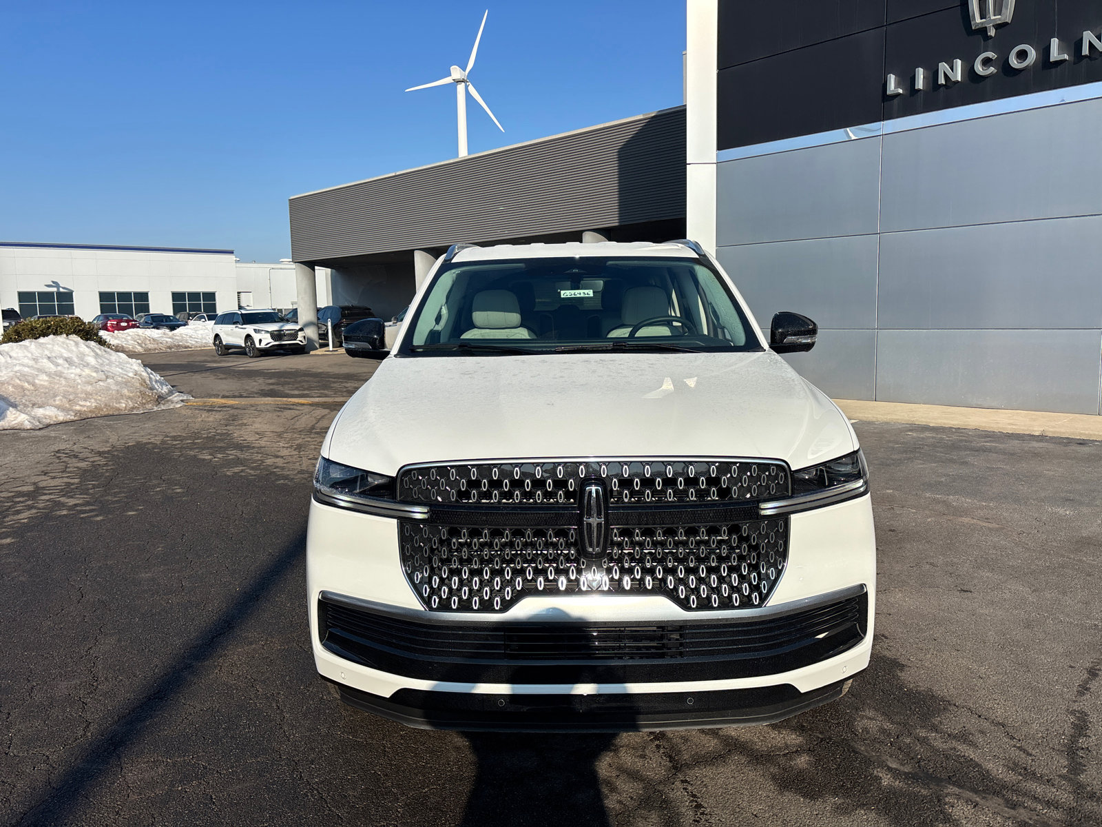 New 2026 Lincoln Navigator L Premier image 2