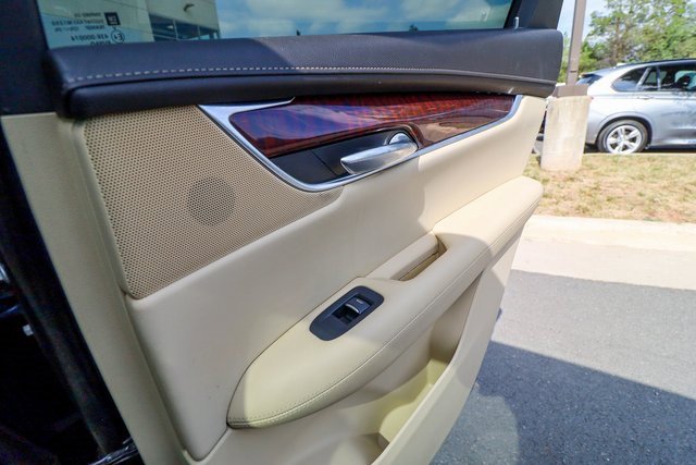 Used 2017 Cadillac XT5 Luxury w/ Driver Awareness Package image 57