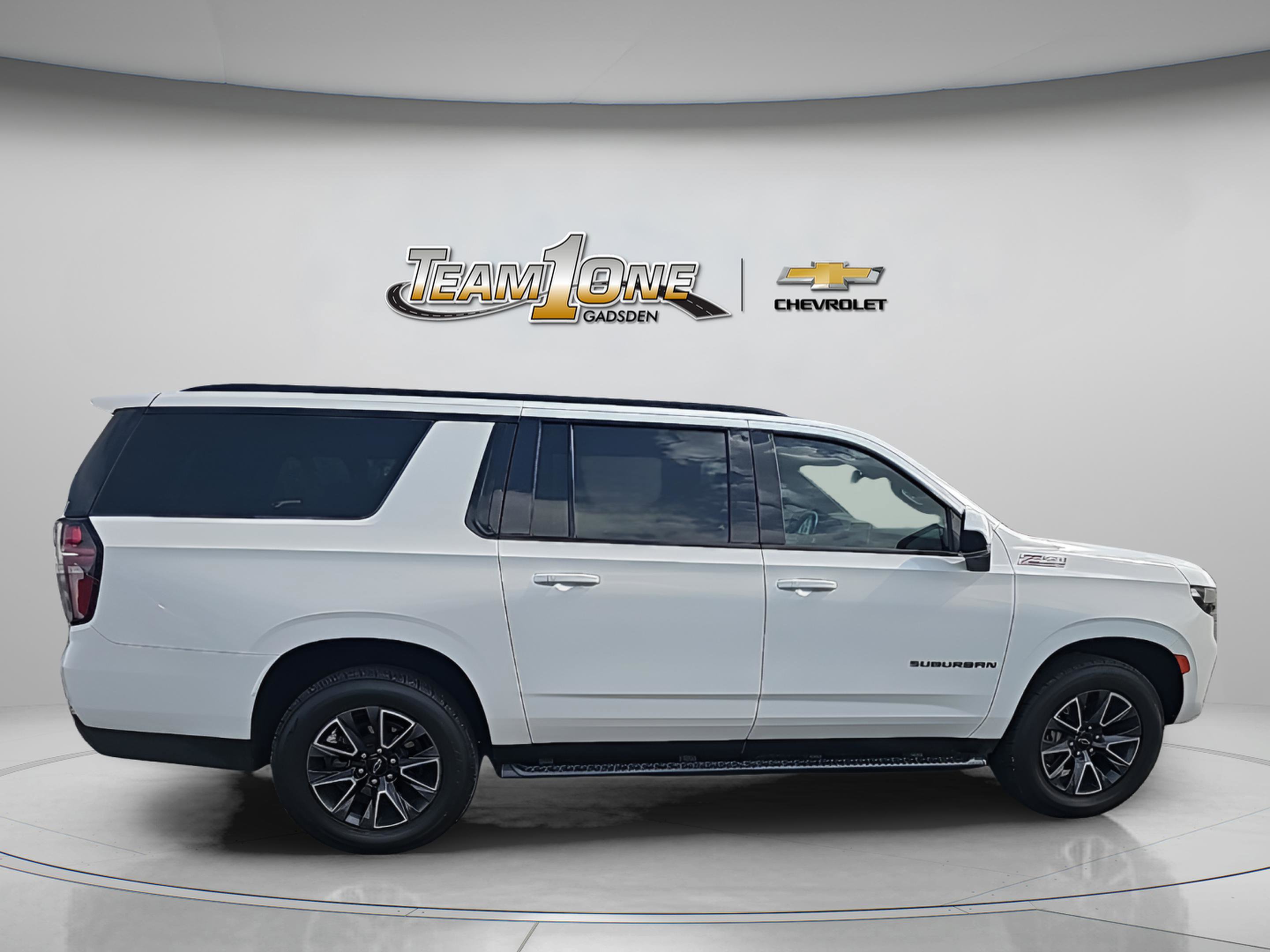 Used 2021 Chevrolet Suburban Z71 w/ Rear Media and Nav Package image 11