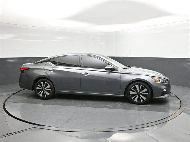 Used 2020 Nissan Altima 2.5 SV image 26