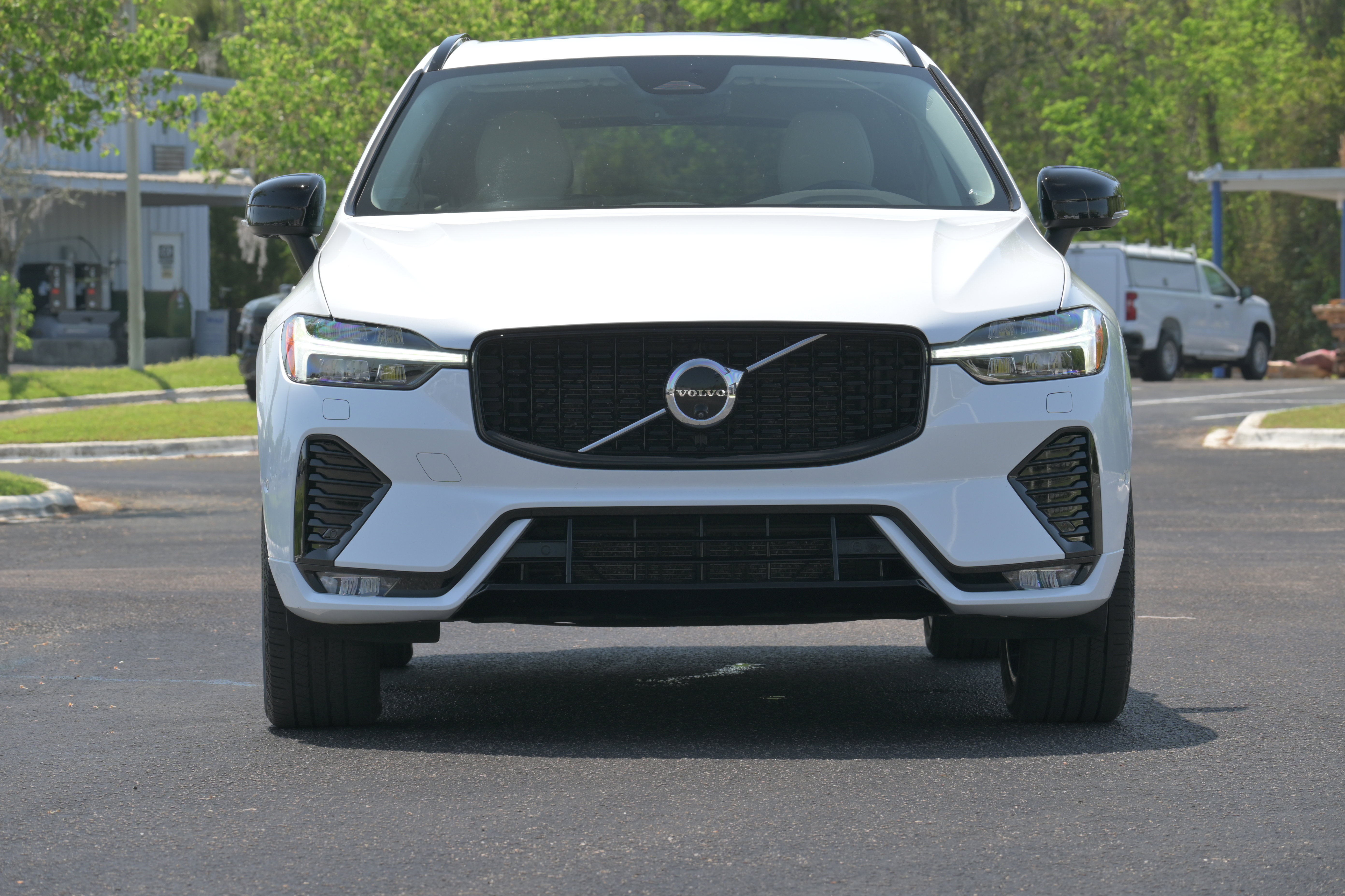 Used 2024 Volvo XC60 B5 Plus w/ Protection Package Premier image 30