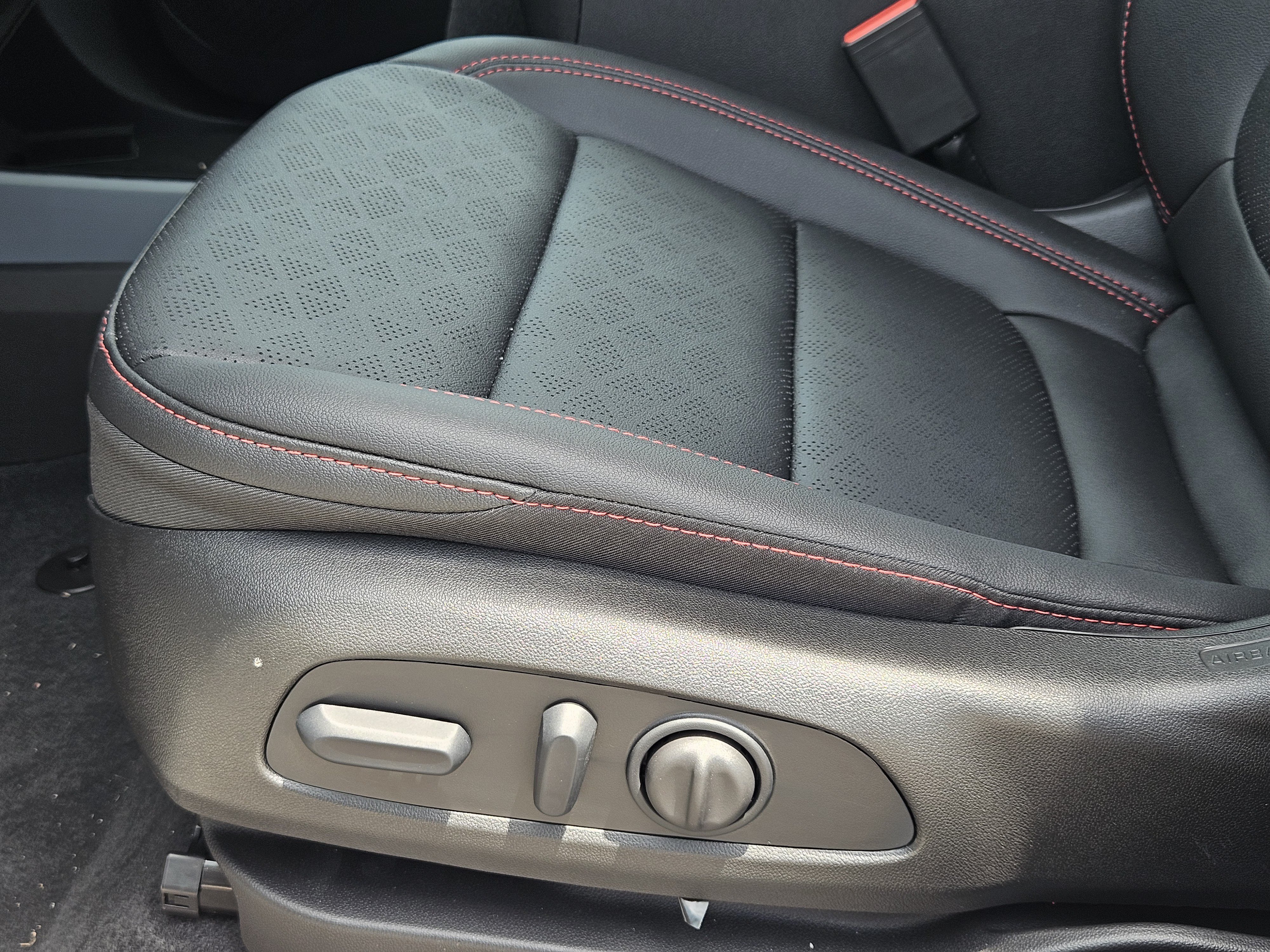 New 2027 Chevrolet Bolt RS FWD image 17