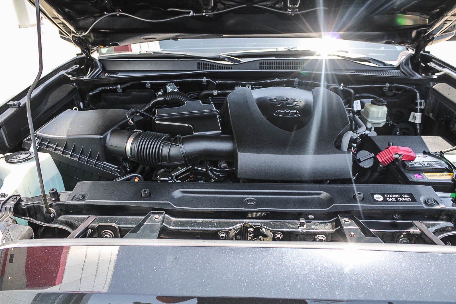Used 2018 Toyota Tacoma SR5 RWD image 28