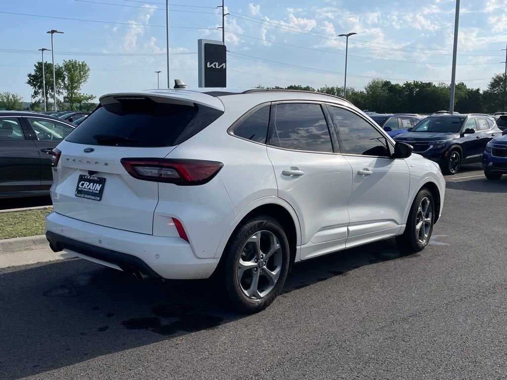 Used 2023 Ford Escape ST-Line w/ Tech Pack #1 image 7