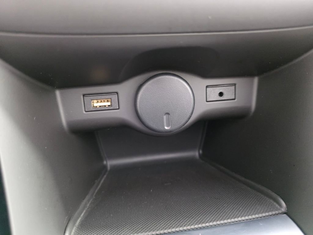 Used 2016 Buick Cascada Premium image 21