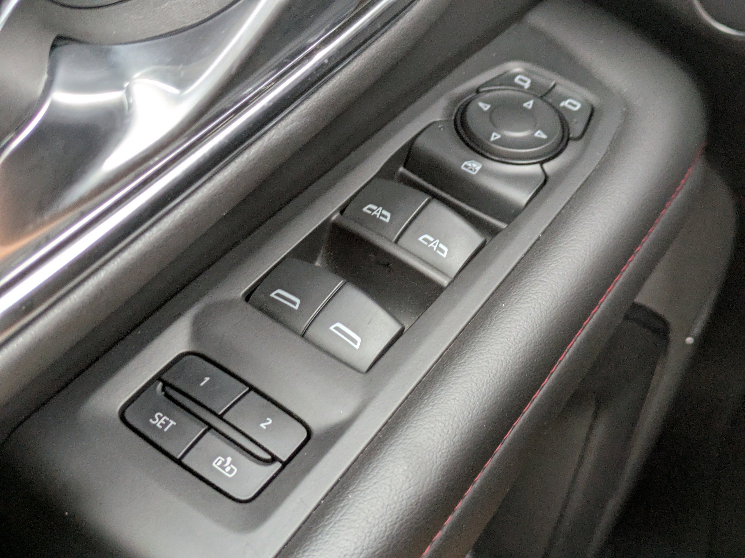 Used 2024 Chevrolet Suburban RST image 23