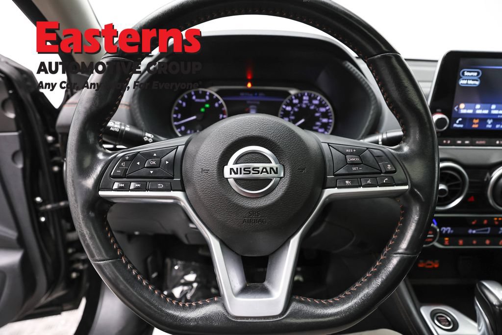 Used 2023 Nissan Sentra SR w/ SR Premium Package FWD image 10