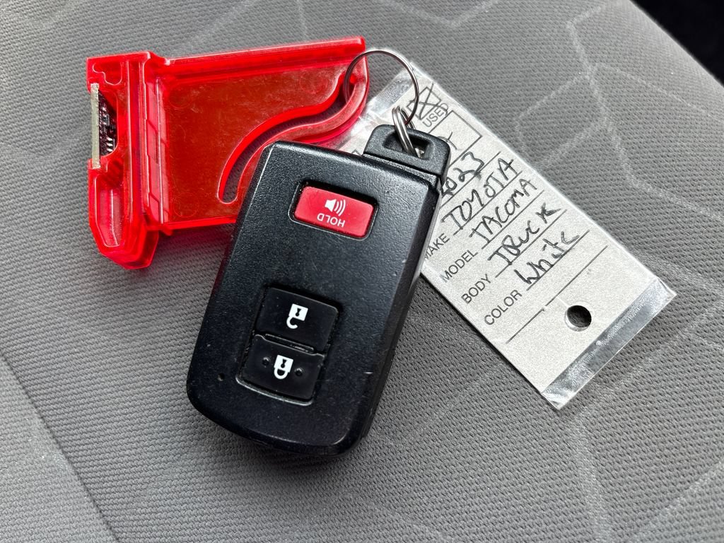 Used 2023 Toyota Tacoma TRD Sport RWD image 31