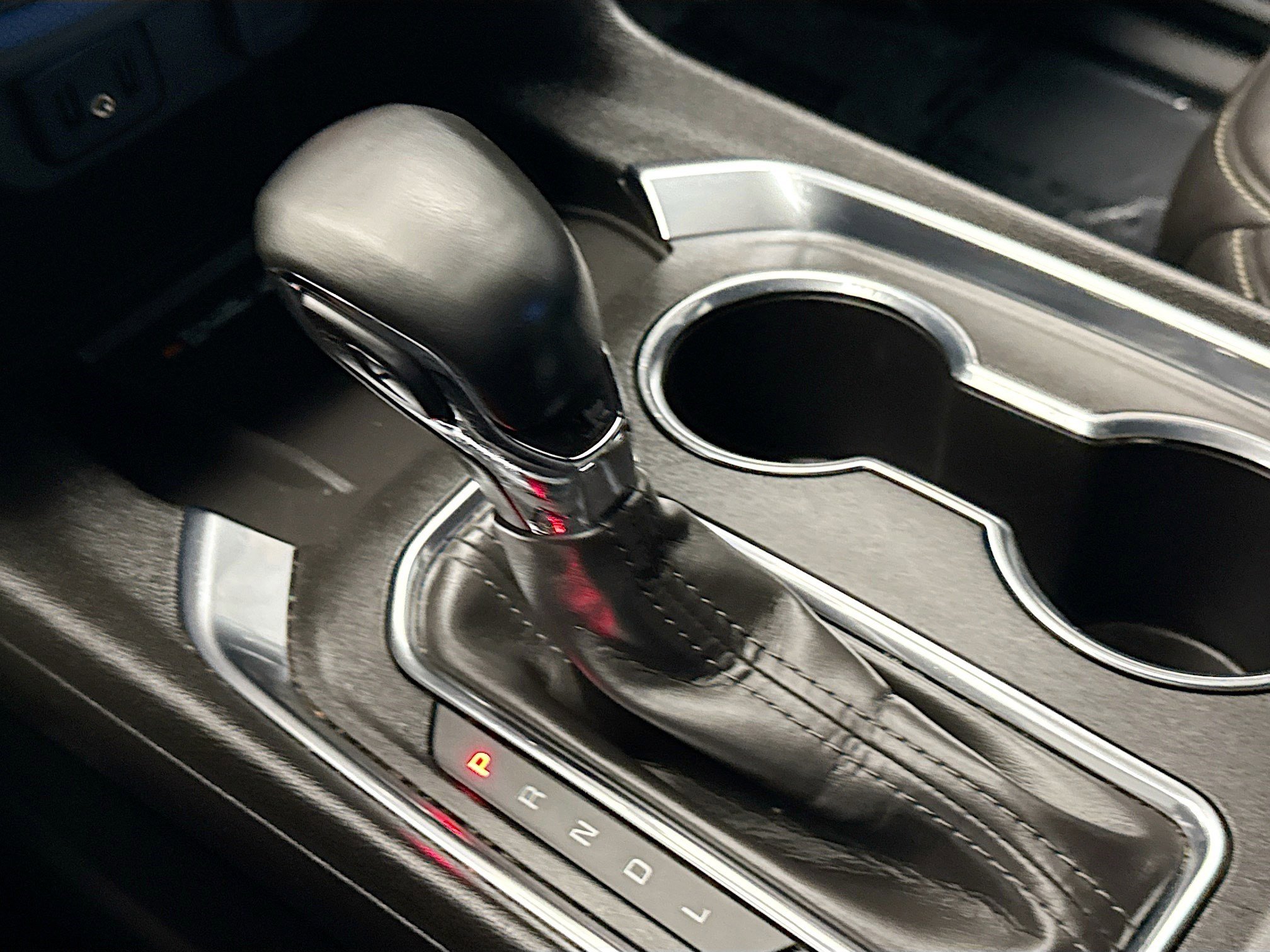 Used 2023 Chevrolet Traverse LT image 12