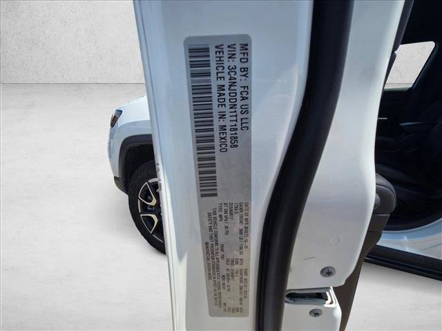 Used 2026 Jeep Compass Trailhawk AWD/4WD image 23