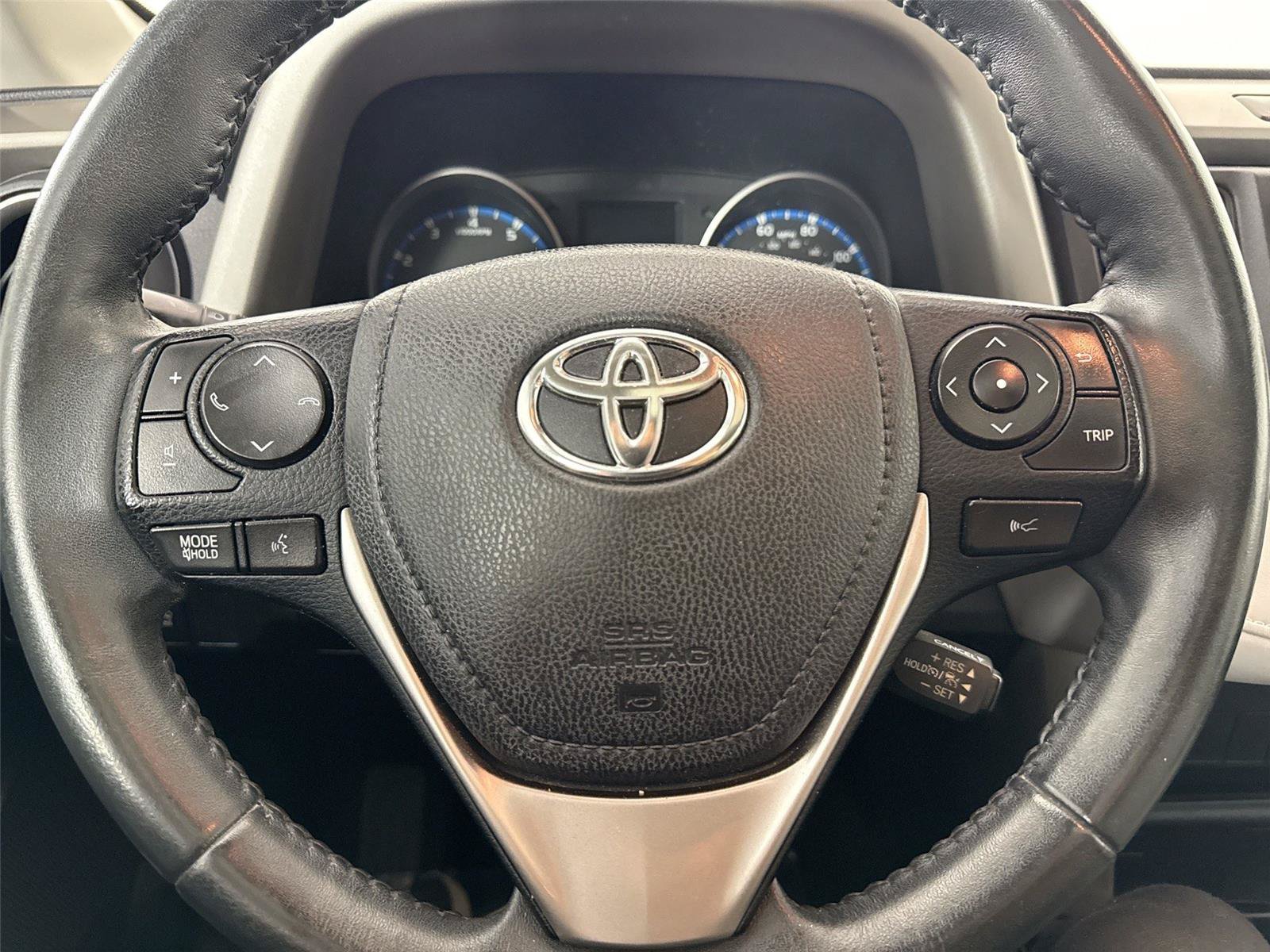 Used 2017 Toyota RAV4 XLE FWD image 15