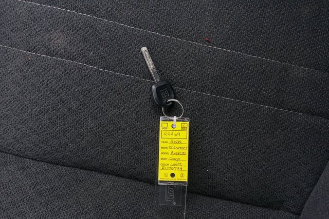 Used 2024 Chevrolet Express 2500 image 30