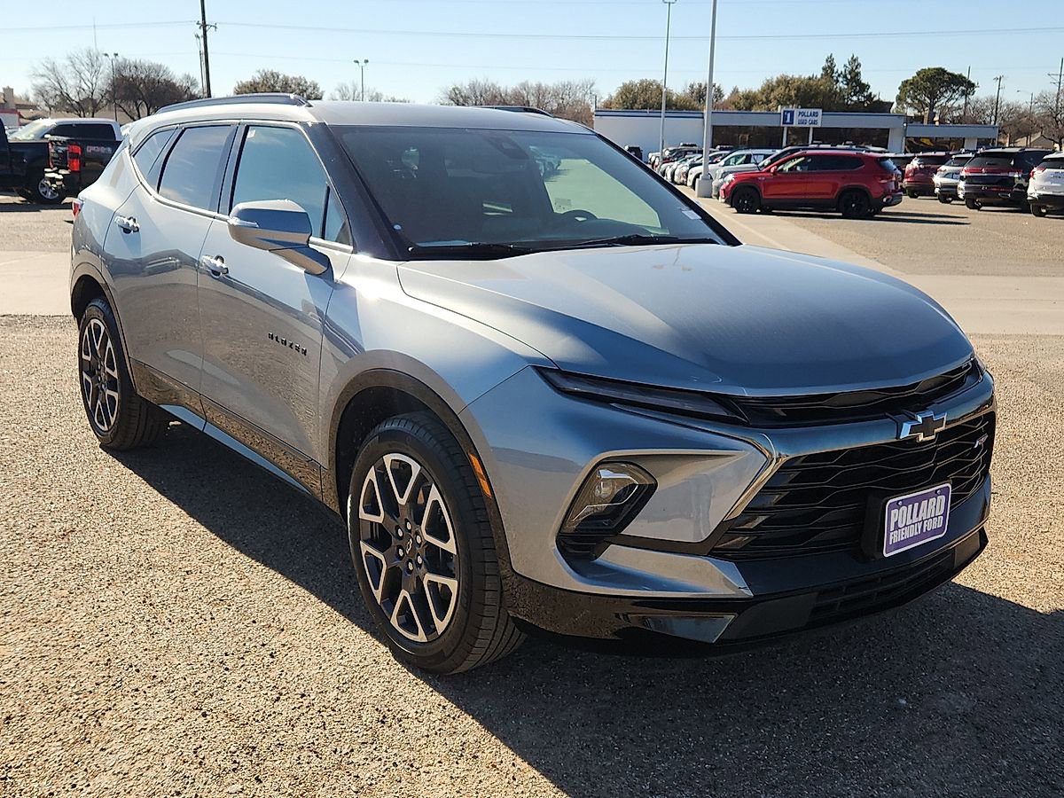 Used 2025 Chevrolet Blazer RS image 4