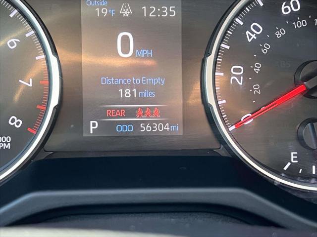 Used 2020 Toyota RAV4 XLE w/ Convenience Package image 28