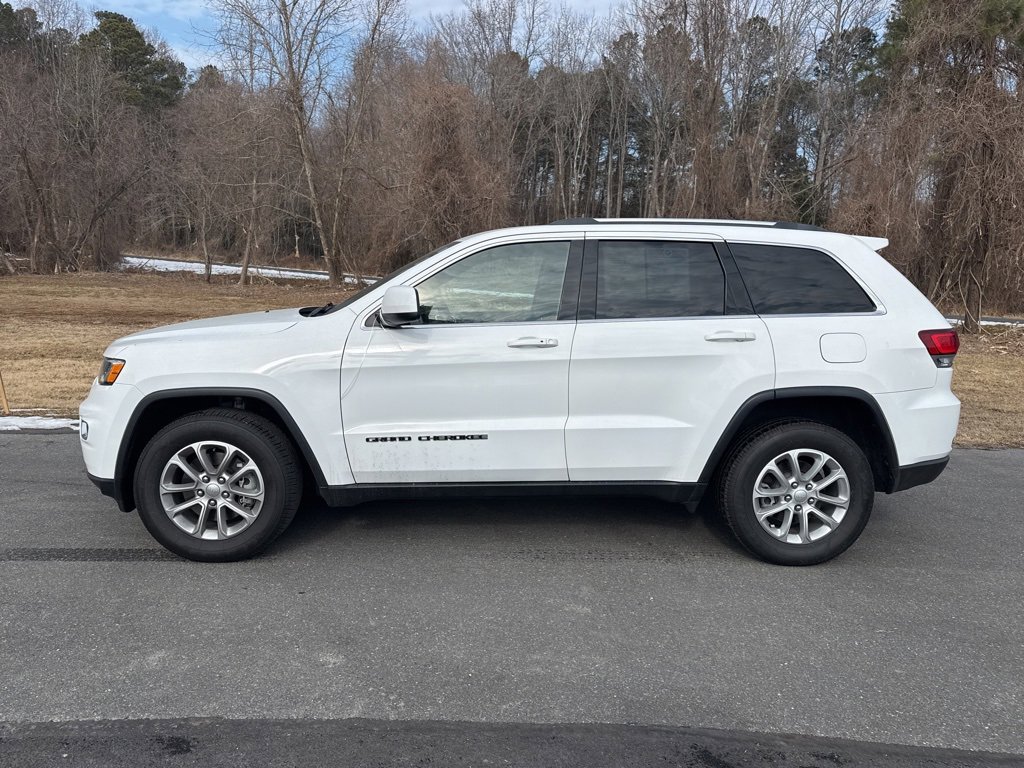 Used 2021 Jeep Grand Cherokee Laredo image 8