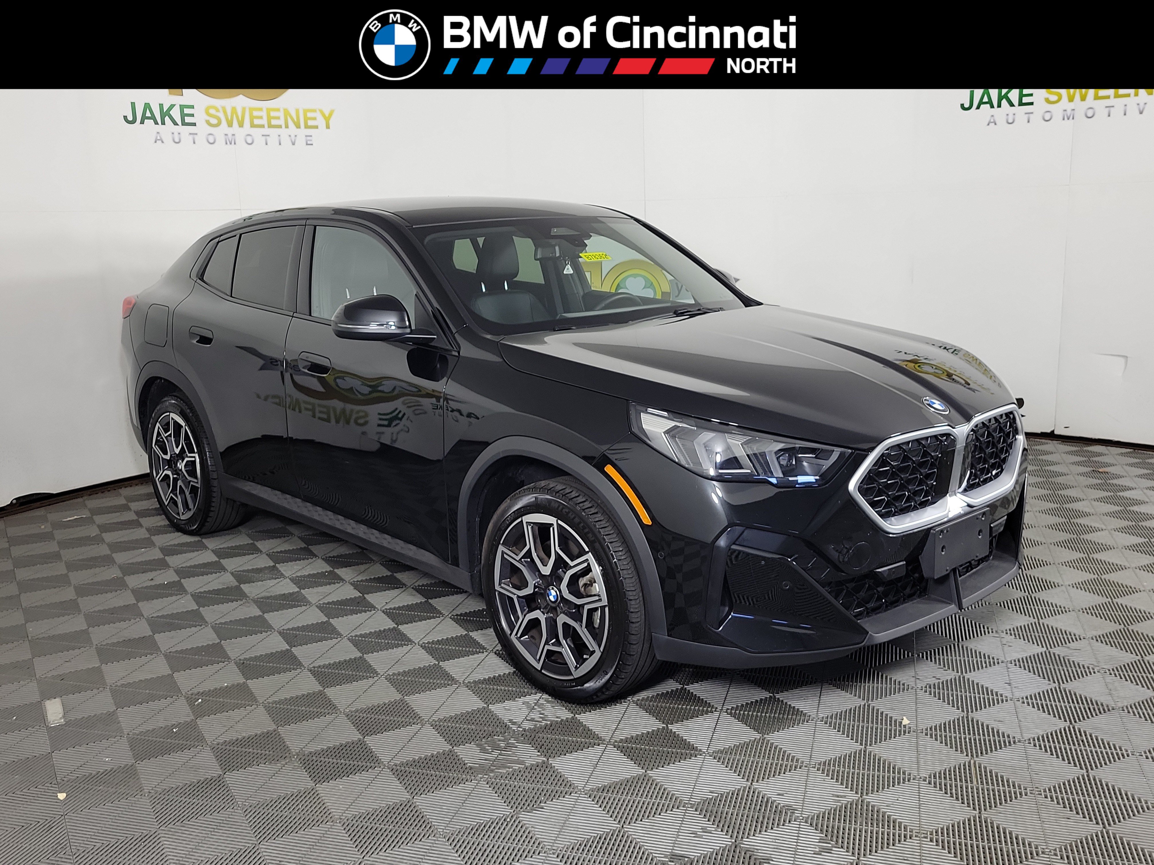 Used 2026 BMW X2 xDrive28i AWD/4WD image 1