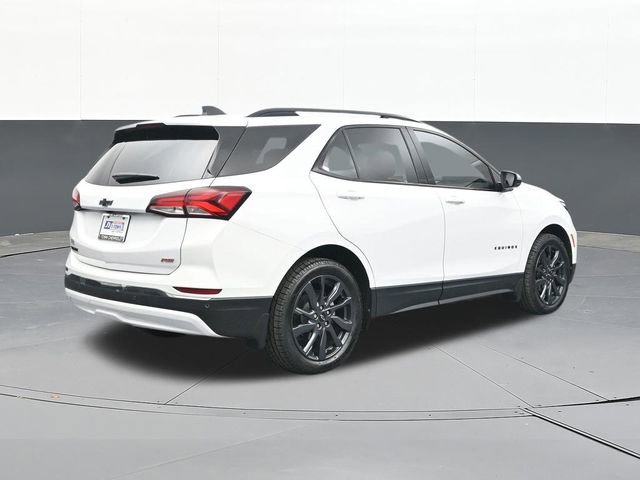 Used 2023 Chevrolet Equinox RS w/ RS Leather Package image 15