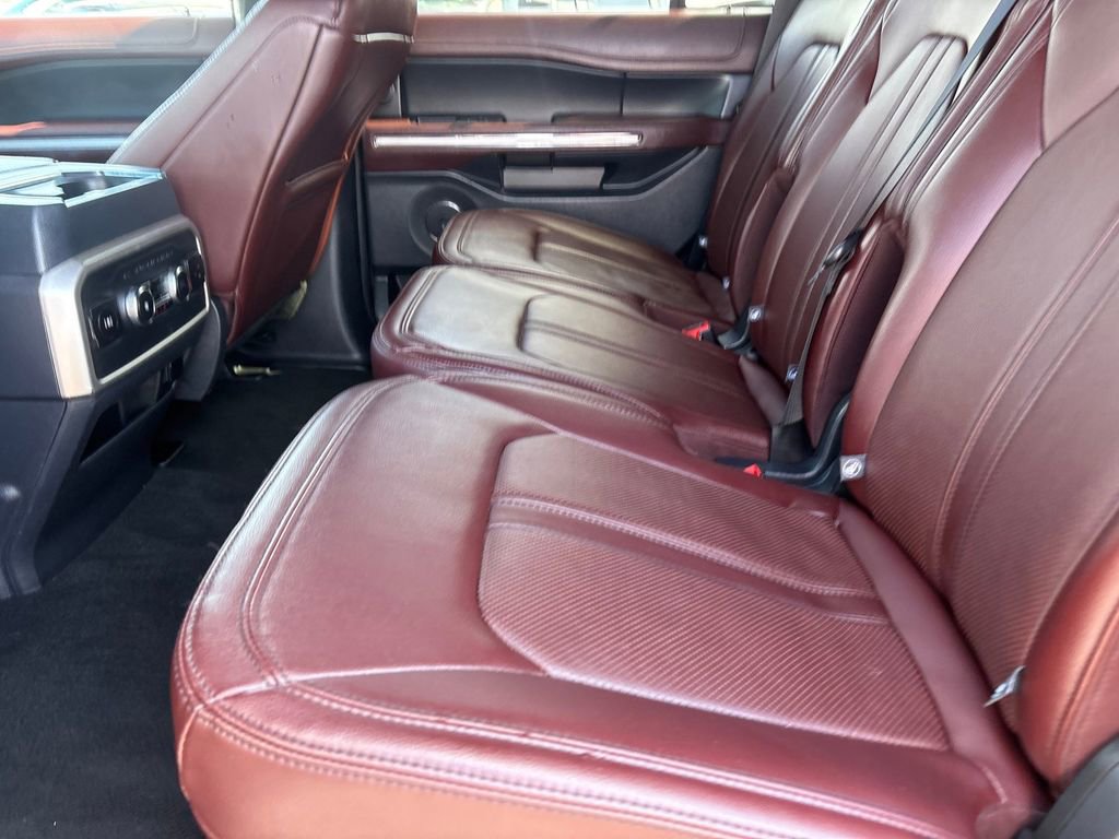 Used 2024 Ford Expedition Limited AWD/4WD image 26