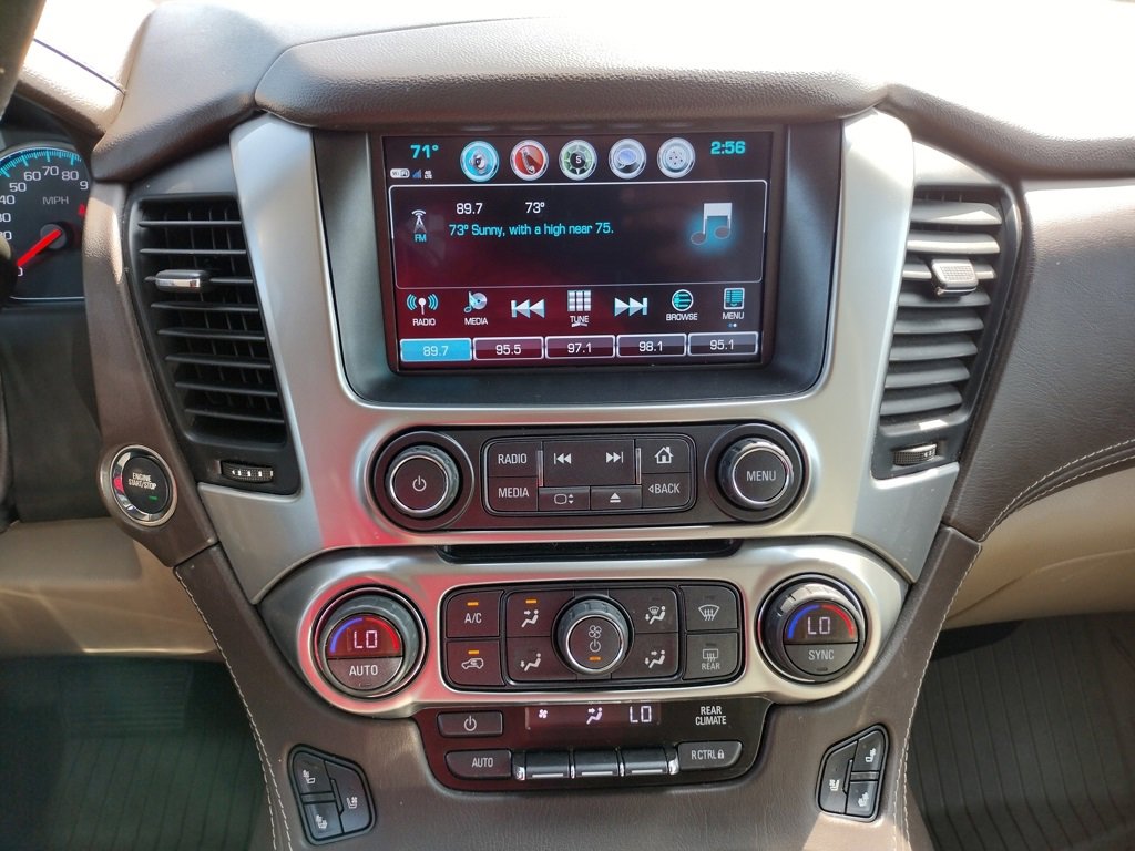 Used 2019 Chevrolet Suburban Premier image 3