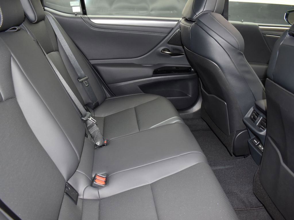 New 2025 Lexus ES 350 F Sport image 20