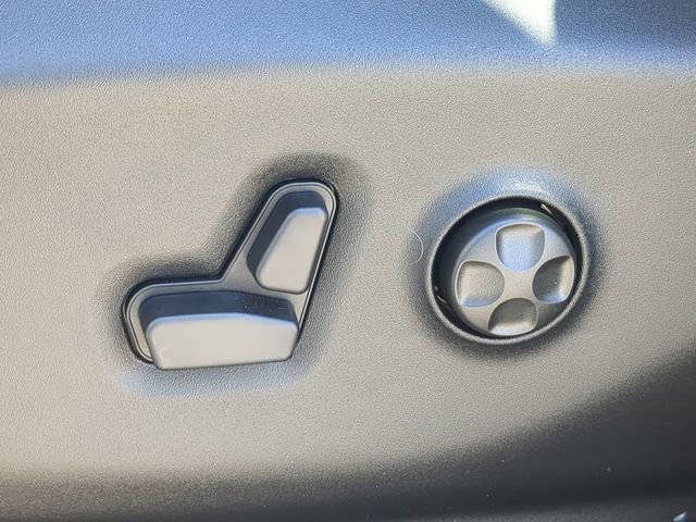 New 2026 Chrysler Pacifica Select image 24