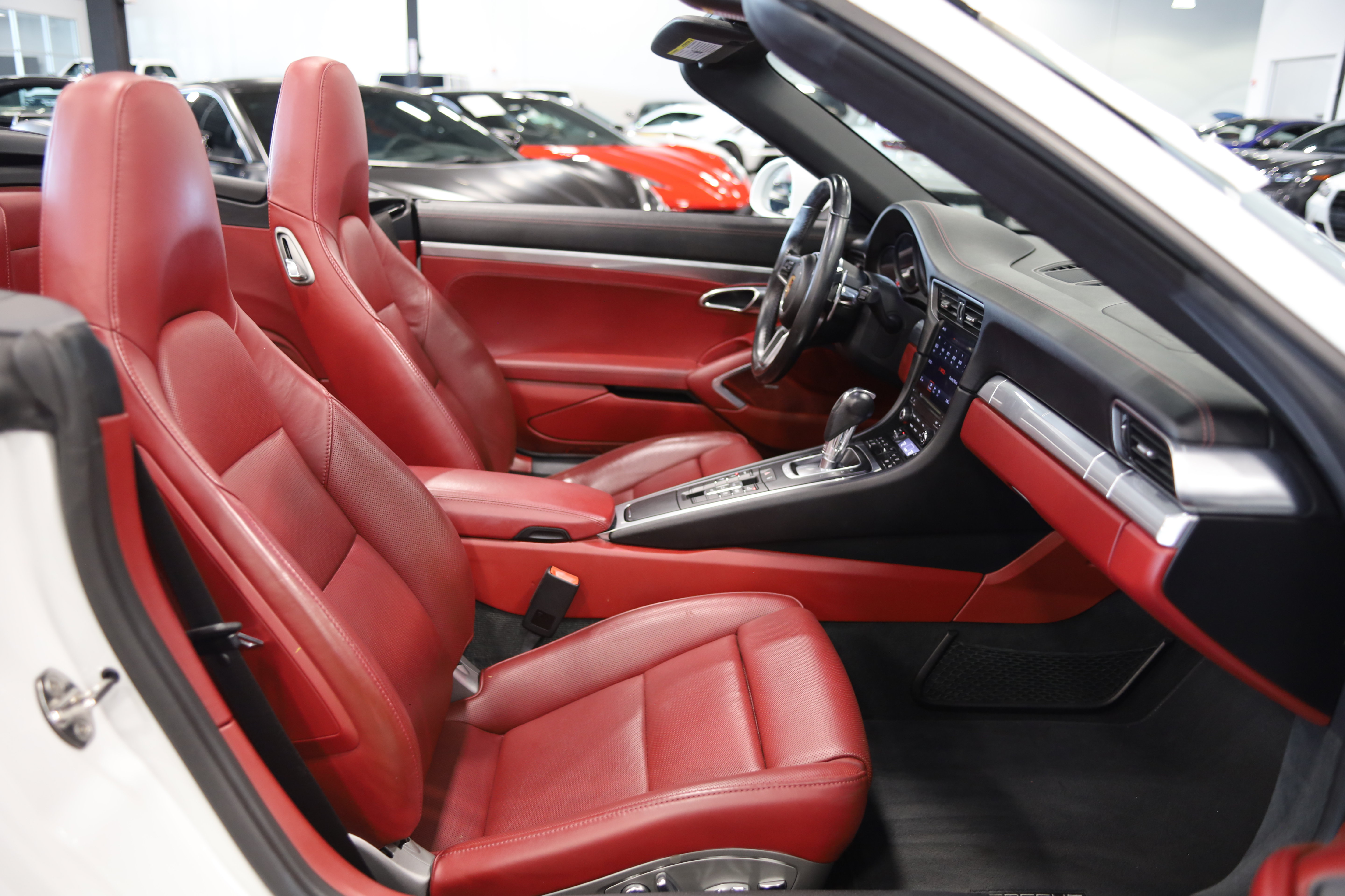 Used 2018 Porsche 911 Carrera S RWD image 34