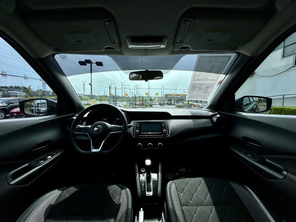 Used 2018 Nissan Kicks S FWD image 16