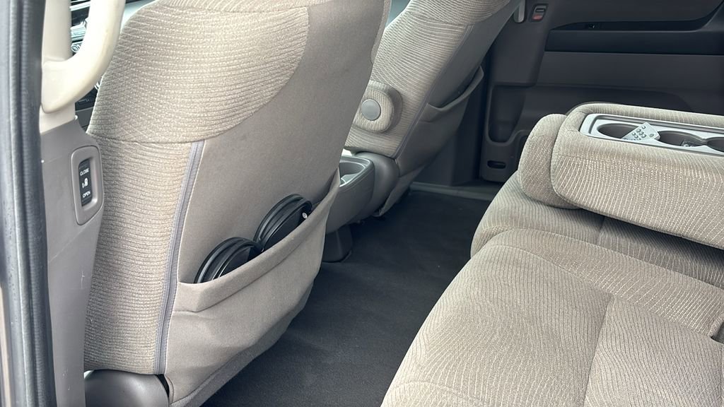 Used 2012 Honda Odyssey EX image 28