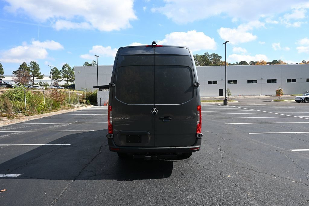 Used 2026 Mercedes-Benz Sprinter 2500 image 26