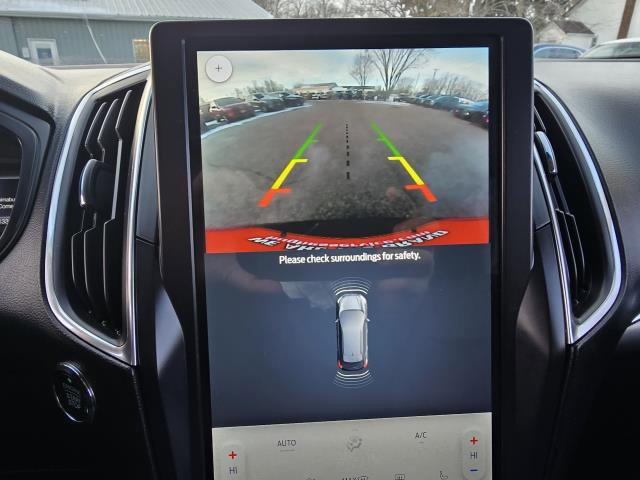Used 2024 Ford Edge Titanium image 18