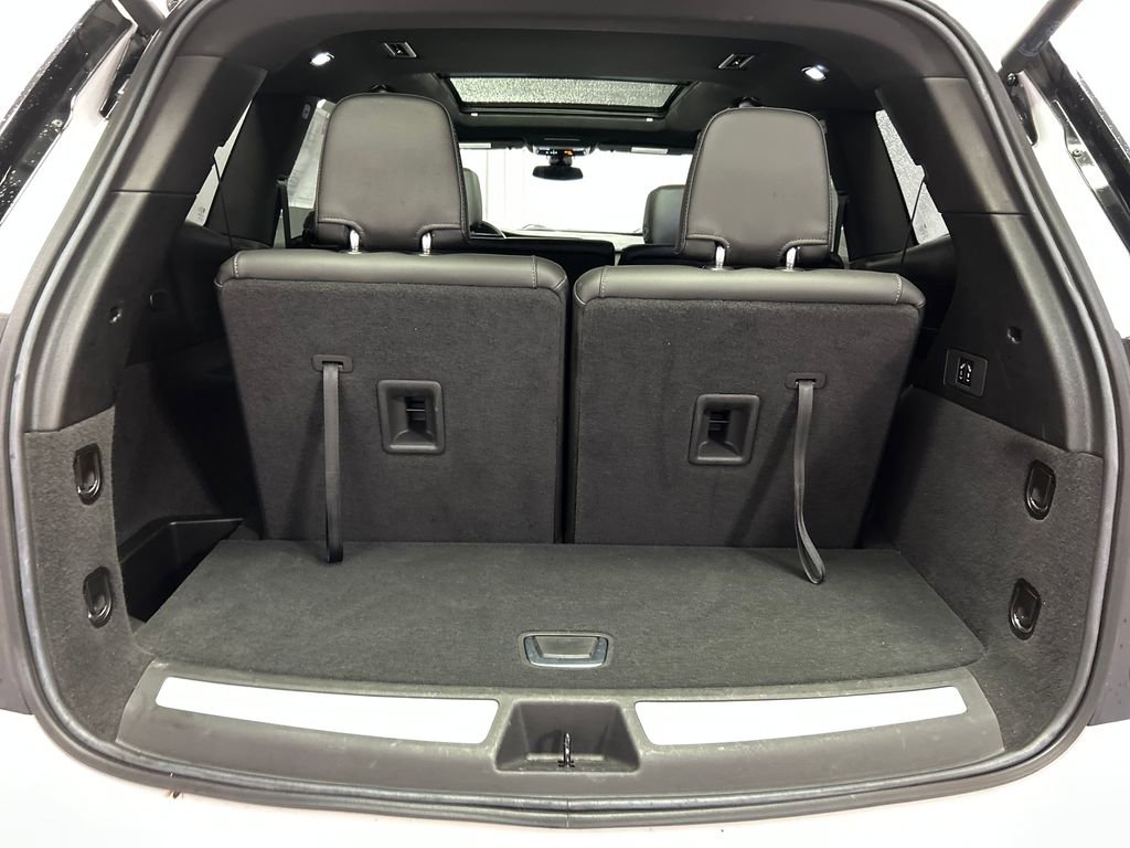 Used 2023 Cadillac XT6 Luxury image 26