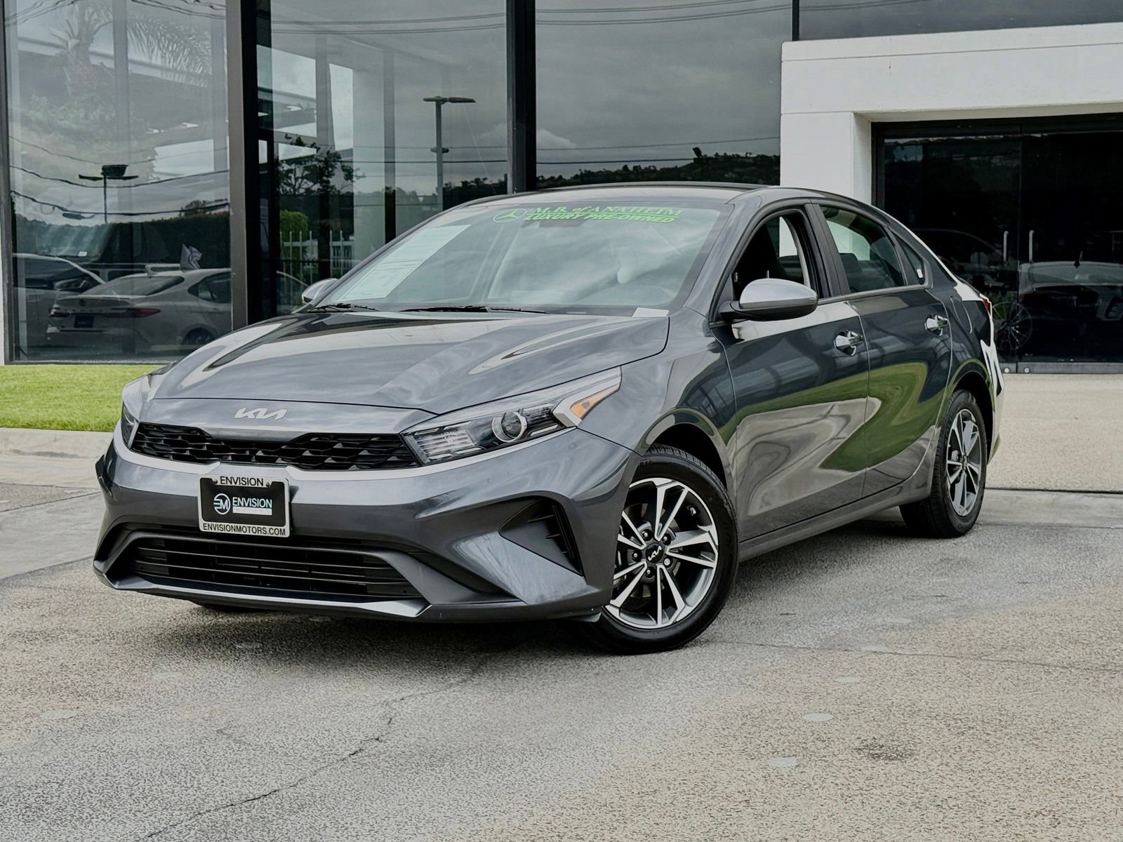 Used 2023 Kia Forte LXS FWD image 2
