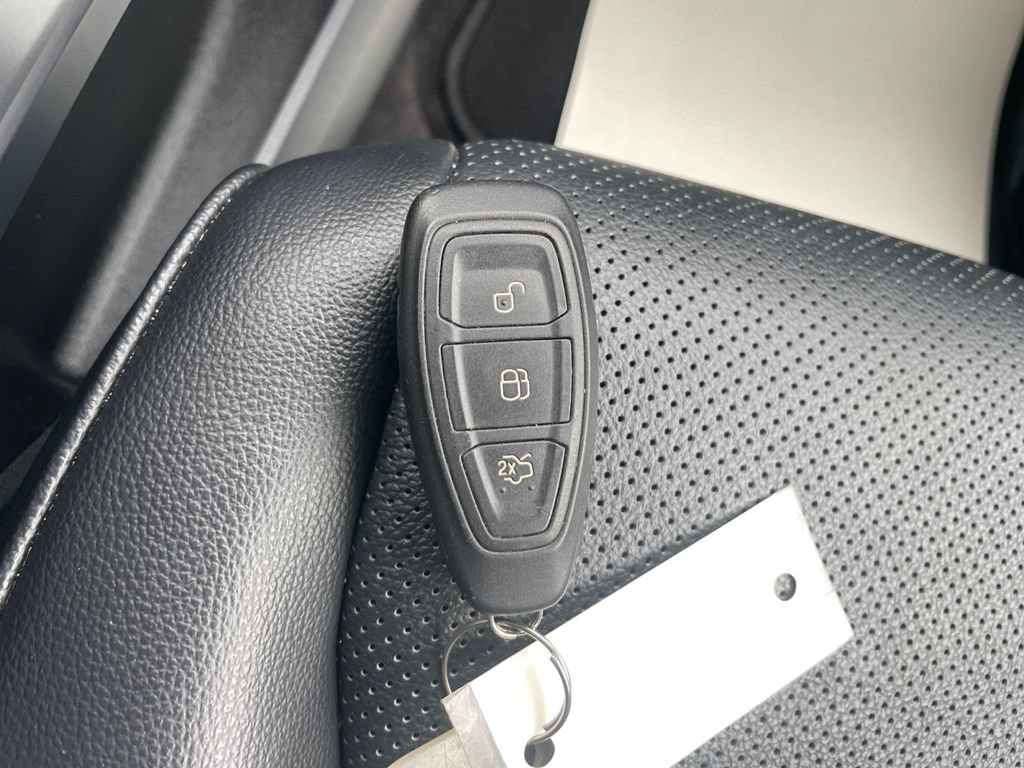 Certified 2021 Ford F150 Lariat AWD/4WD image 24
