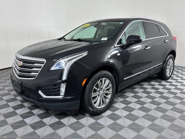 Used 2017 Cadillac XT5 Luxury AWD/4WD image 2