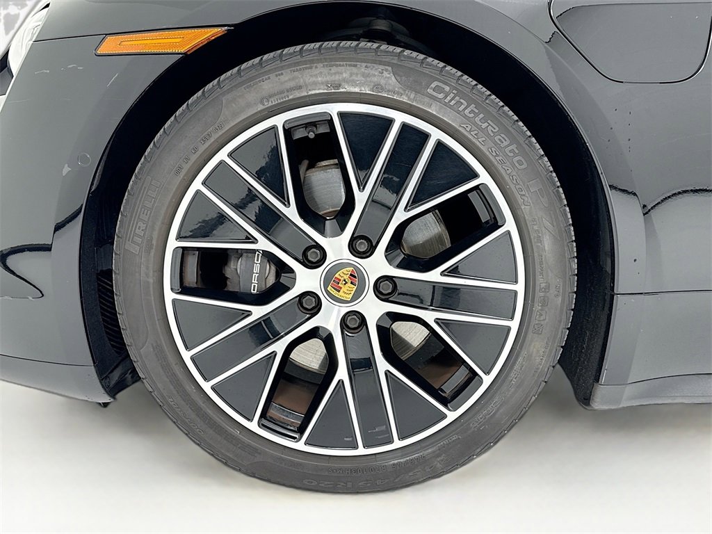 Certified 2022 Porsche Taycan image 33
