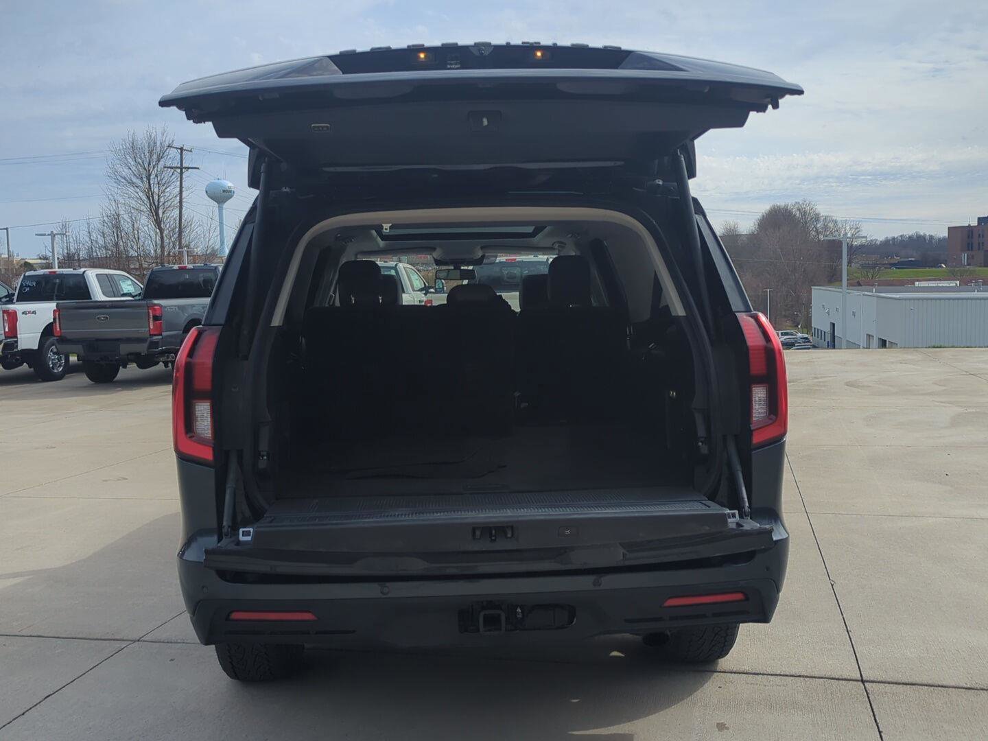 Used 2025 Ford Expedition Max Active AWD/4WD image 30