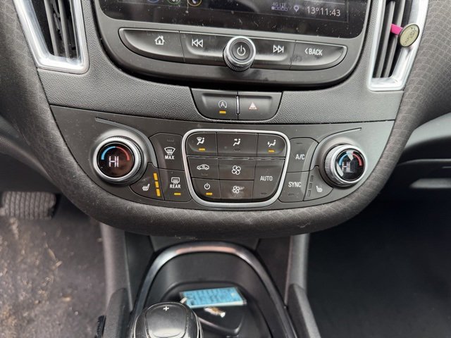 Used 2020 Chevrolet Malibu LT image 15